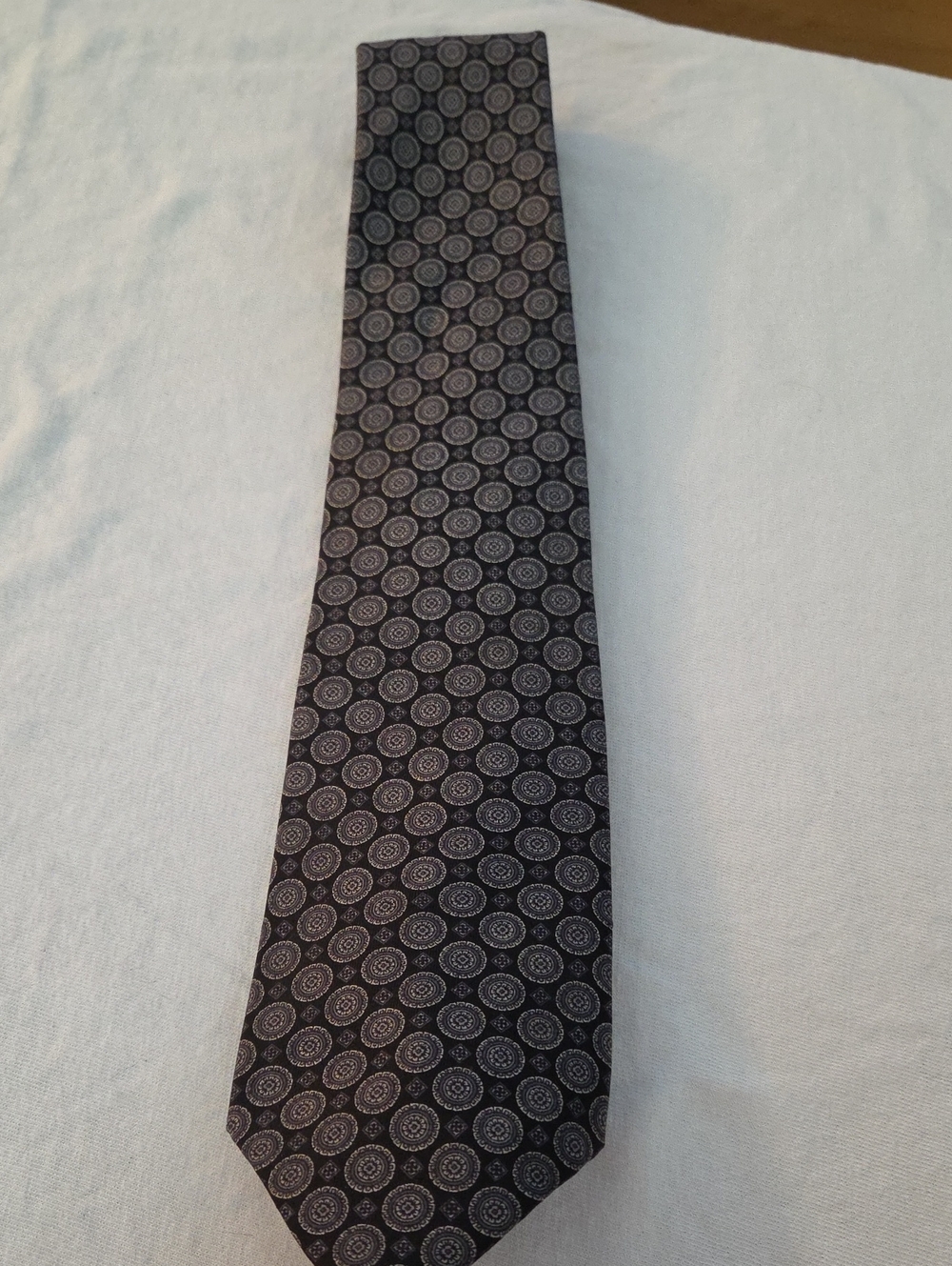 Oscar de la Renta Black Silk Tie with Gray Medallion Circles